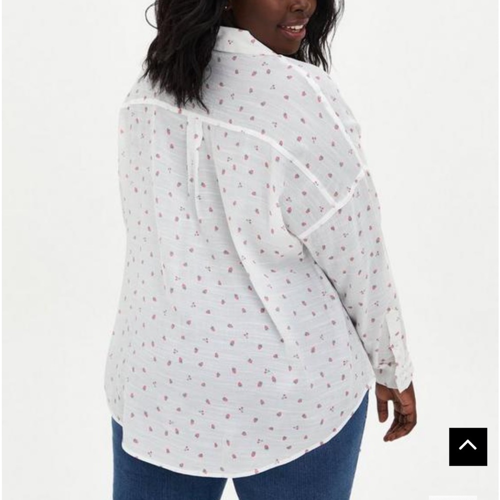 strawberry blouse 🍓 - Picture 2 of 7